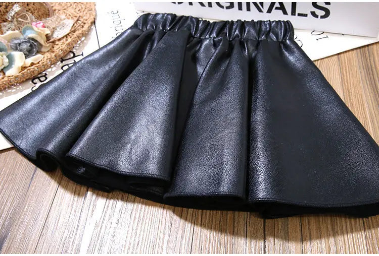 Girls' Skirts Leather Skirts Autumn And Winter Children's Outer Short Skirts Pleated Skirts Winter 2023 New Pu Skirts