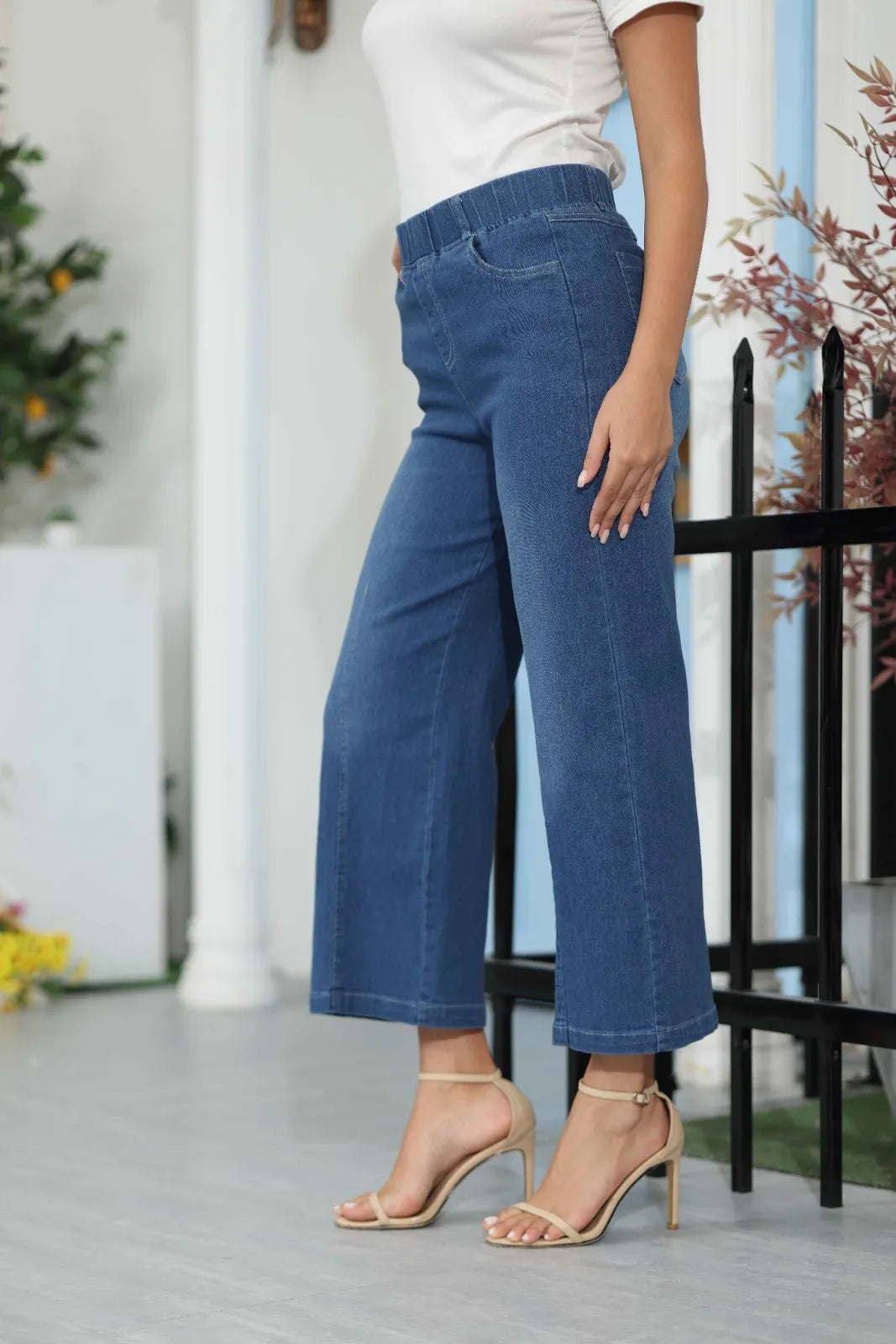 Women Seamed Front Wide Leg Jeans Elastic Waist Stretch Denim Flare Jeans High Waisted Jean Bell Bottom Cropped Pants pantalones