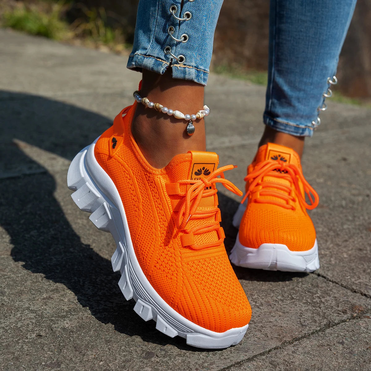 women shoes casual sneaker fall 2025 new fashion leisure sports single shoes wholesale cross-border factory trend fly weavin
