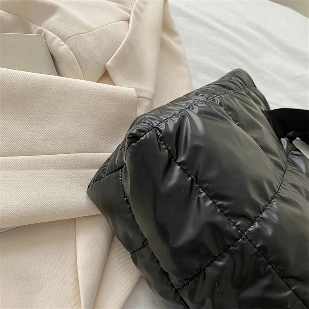 Fashion Tote Handbags for Women Black Large Capacity Soft Rhombus Bags Vinatge Quilted Shoulder Bag Purse for Travel Shopping