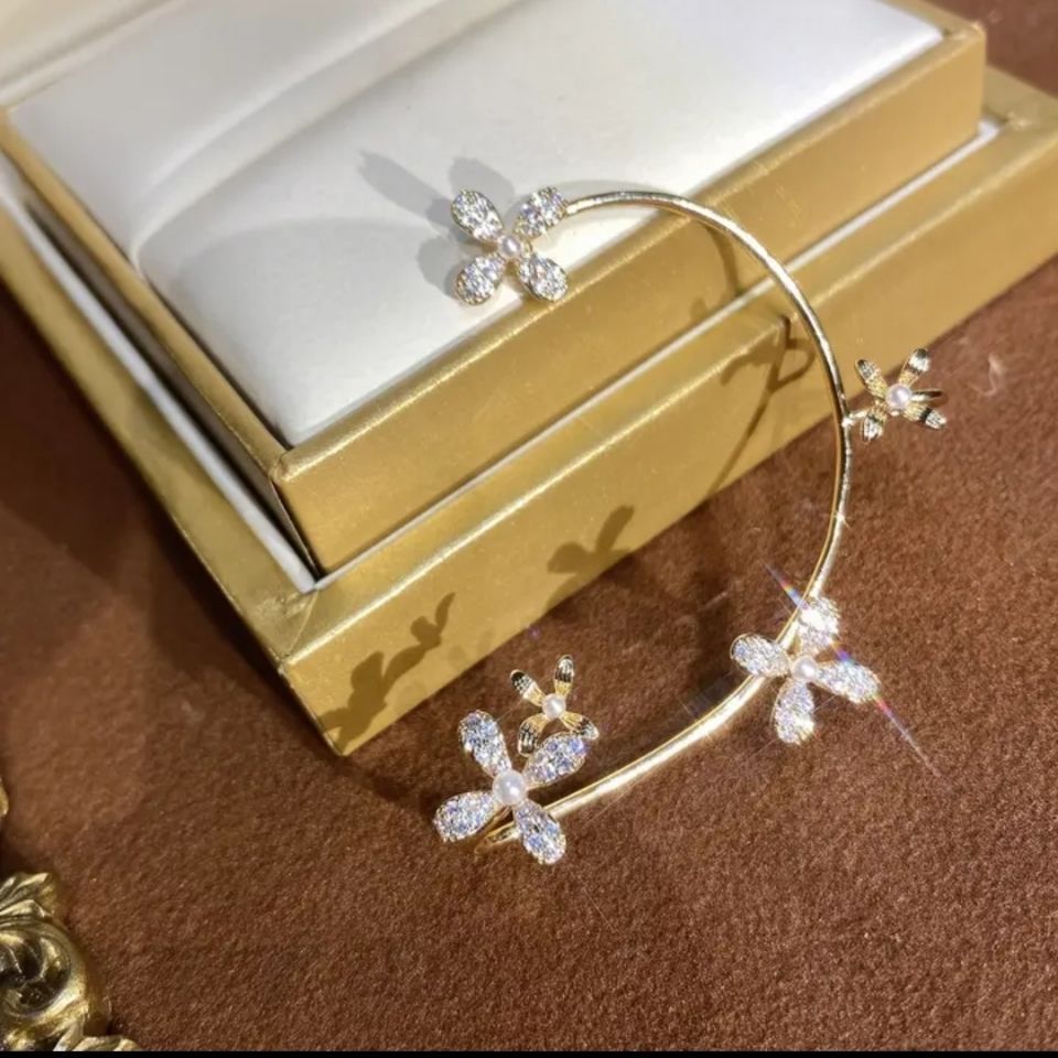 Butterfly Earrings Fashion Jewelry 2020 No Ear Hole Earing Trend Piercings Chain Aretes Accesories for Women Grils Navidad