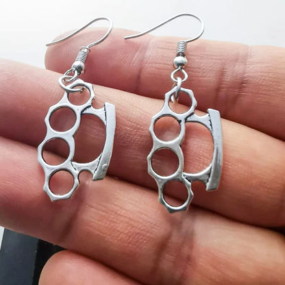 Brass Knuckles Pendant Necklace for Women Men Neck Chain Vintage Summer Gothic Goth Jewelry Trend 2022 Accessories Holiday Gifts