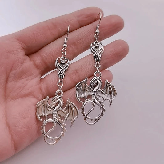 Bat Earrings,Dragon Earrings,Punk Bat Earrings Nightclub Animal Bat Earrings ,Gothic Bat Wings Jewelry Earrings for Women
