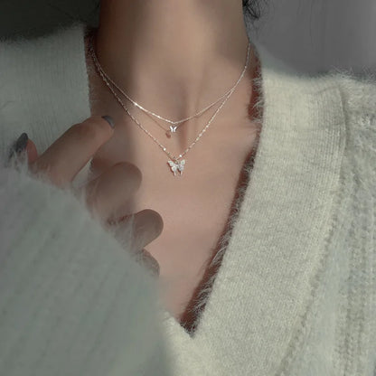 Double Layered Butterfly Necklace for Women with High-end Design, Light Luxury and Niche Collarbone Chain