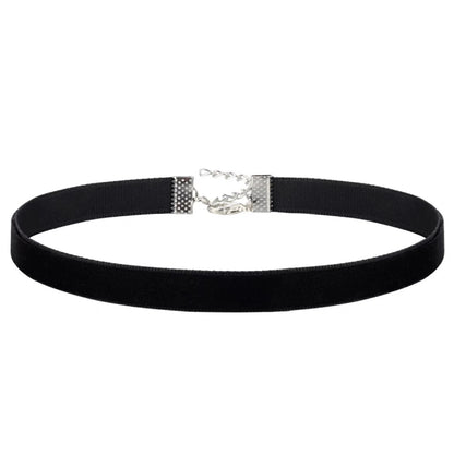 Fashion Sexy Punk Gothic Black Velvet Choker Necklaces Simple Vintage Clavicle Neck Chain Women Girls Party Jewelry Accessories