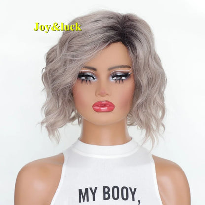 Synthetic short wavy wig for women, with a trendy and fashionable design, is suitable for daily wear or attending parties