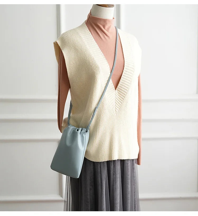 Women Handbags Female Pu Leather Shoulder Bags Large Capacity Crossbody Bags Solid Flap for Women Portable Phone Purse