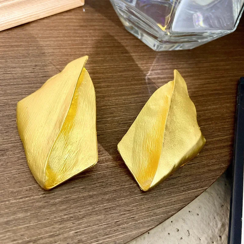 Trendy Jewelry European and American Design Exaggerative Metal Geometric Earrings For Women Party Gifts Ear Accessories