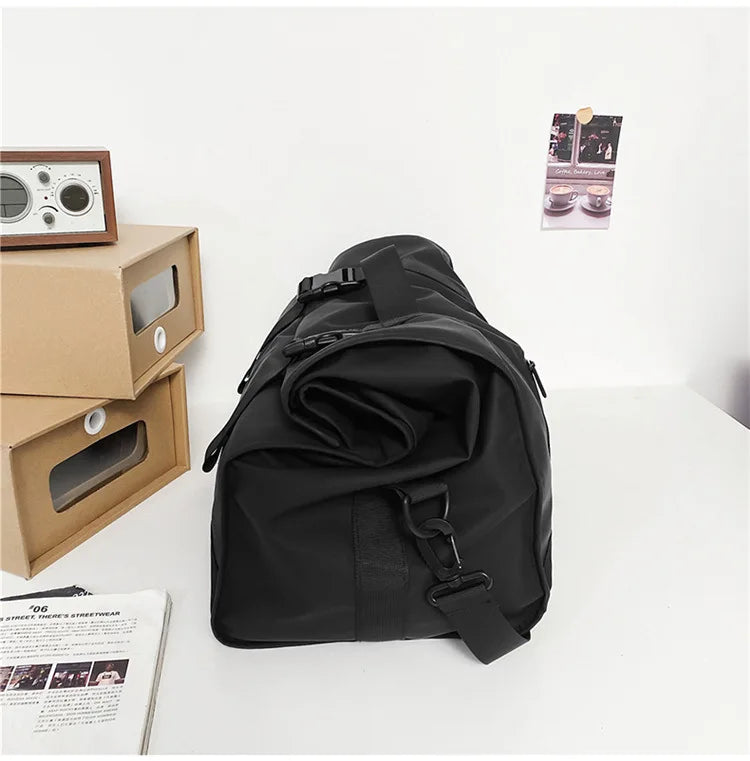 Fashion Travel Bags For Women Large Capacity Men's Sports bag Waterproof Weekend Sac Voyage Female Messenger Bag Dry And Wet