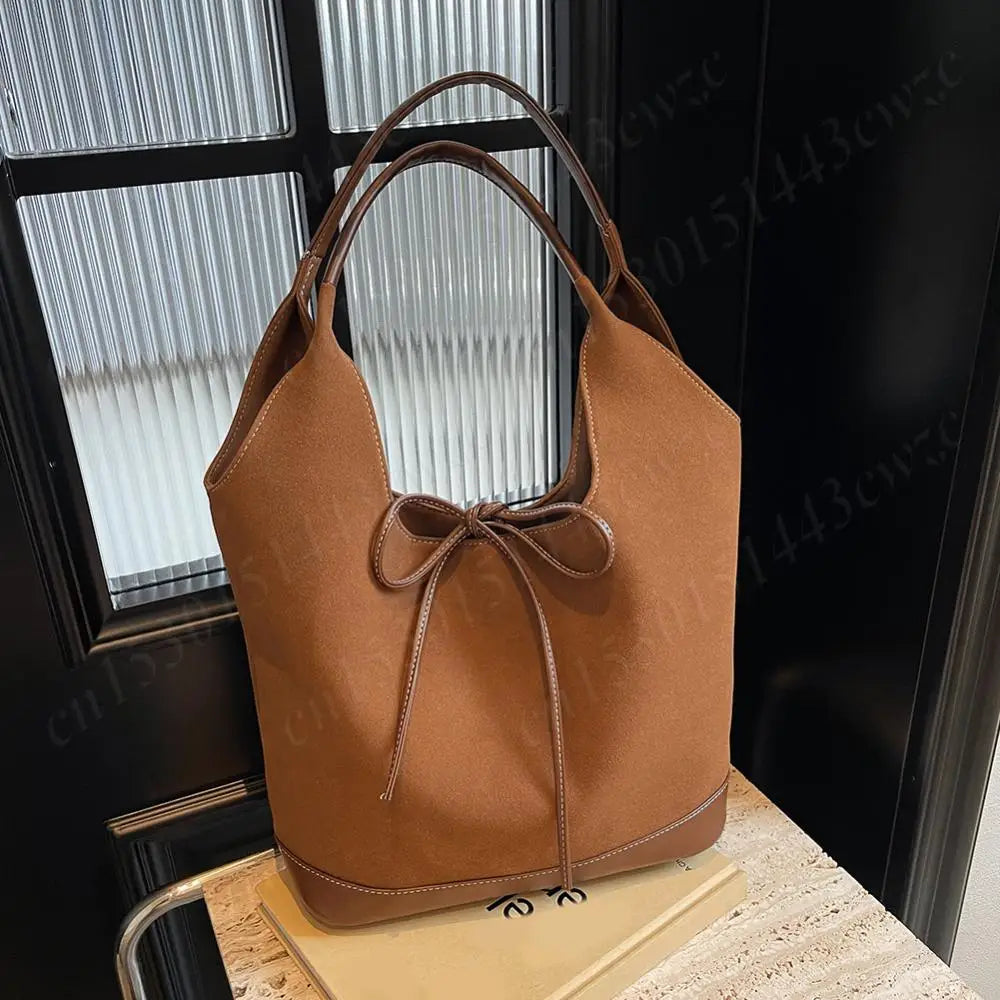 Women PU Tote Bag Designer Shoulder Bags Fashion Bucket Bag Large Capacity Suede Tote Purse Handbag Stylish Commuting Bag