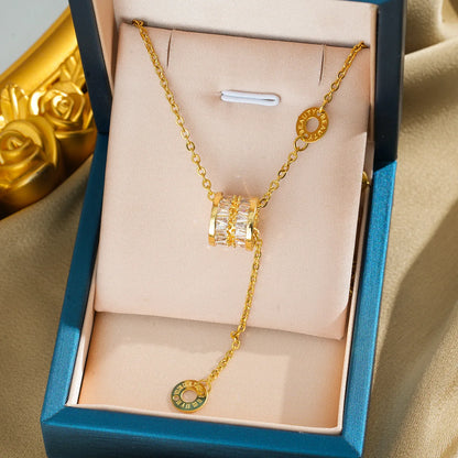 The new large-waist necklace is a high-end and versatile accessory for women with a light luxury and niche design