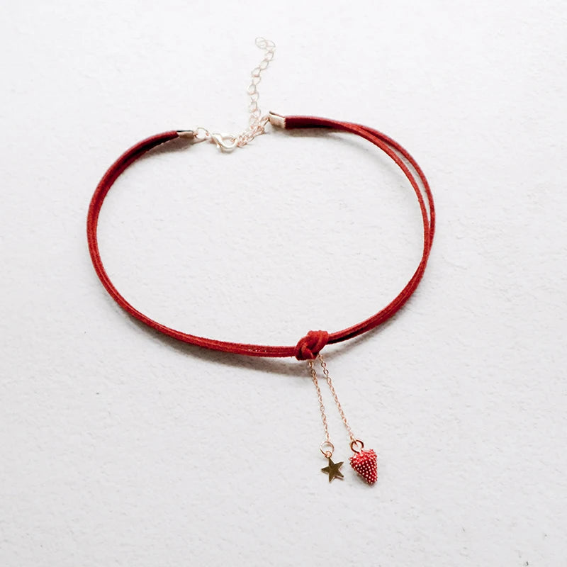Fashion Lace Necklace For Women Adjustable Elegant Snowfake Strawberry Pendant Velvet Choker Necklace Collar Party Jewelry Gift