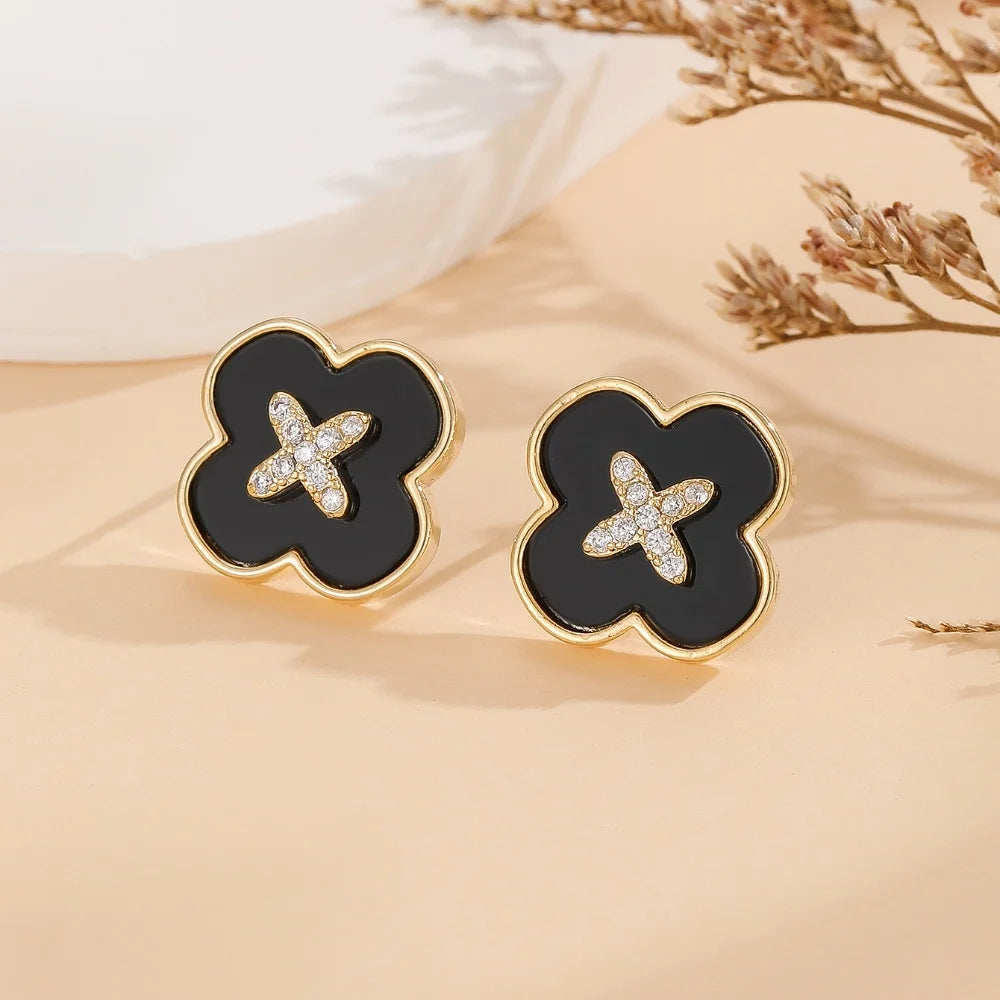 Simple and Versatile Design Earrings for Family and Friends As Gifts, Daily Accessories for Sale in Pairs