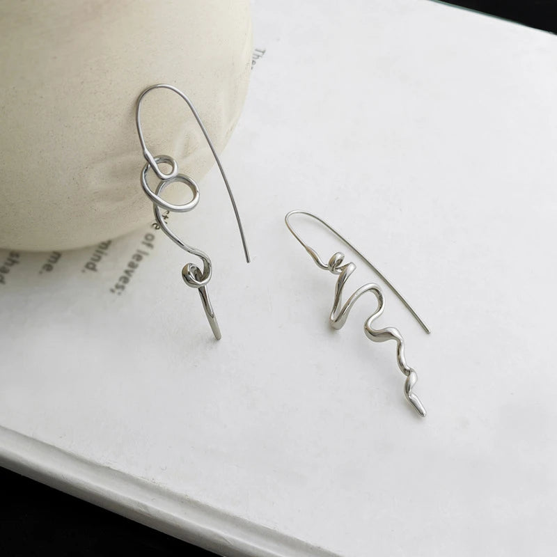 Abstract three-dimensional design earrings cool and handsome temperament fashion women exquisite retro ear hanging jewelry acces