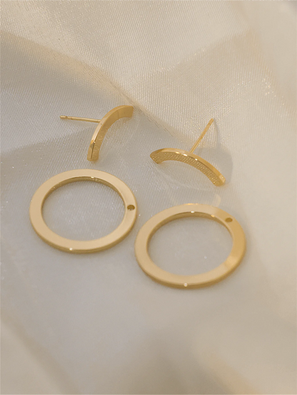 1 pair of retro geometric circular earrings on the back, fashionable and personalized design for women. One pair to wear, elegan