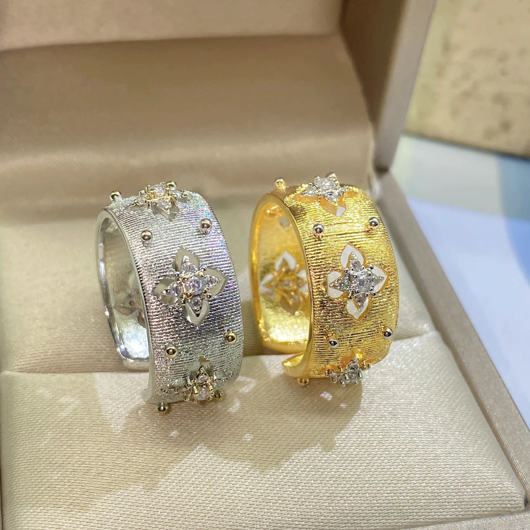 Women Hand-brushed two-color Gold Ring Earrings Necklace Bracelet