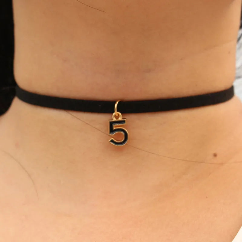 Gothic Choker Necklaces for Women Clavicle Collares Fashion Jewelry Bijoux Colier Necklaces Smile Pendants Fashion Neck Jewelry