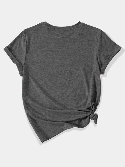 Plus Size Tops Women Clothes Inspirational - style Black T - shirt with Flower Motif Print ，Soft And Comfortable，Summer Outfits