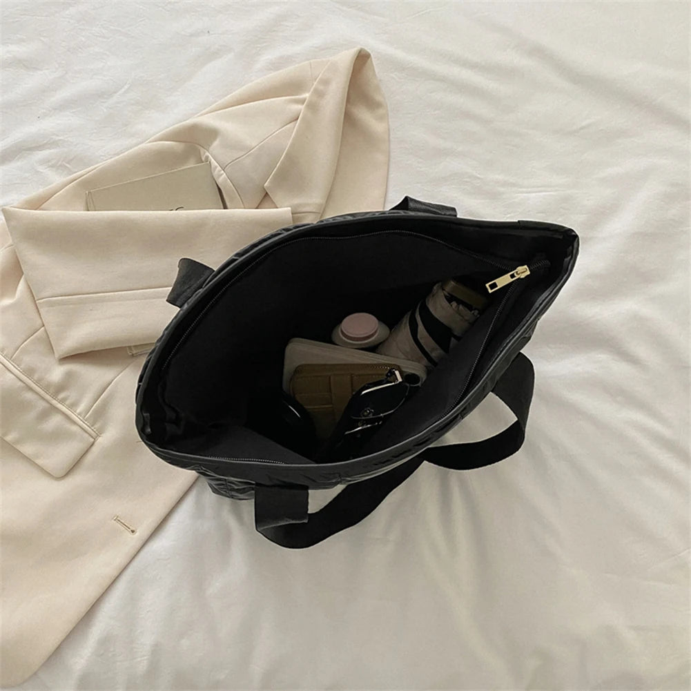 Fashion Tote Handbags for Women Black Large Capacity Soft Rhombus Bags Vinatge Quilted Shoulder Bag Purse for Travel Shopping