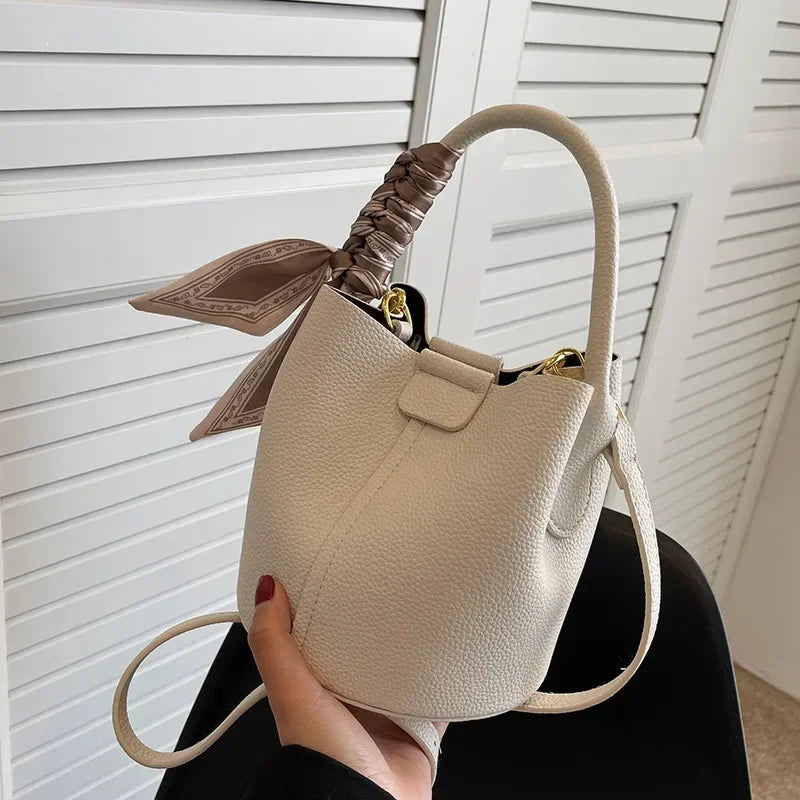 Fashion Women Crossbody Bags Autumn Winter Shoulder Bags Luxury Brand Design Bucket Bag Ladies PU Leather Portable Hand Bags
