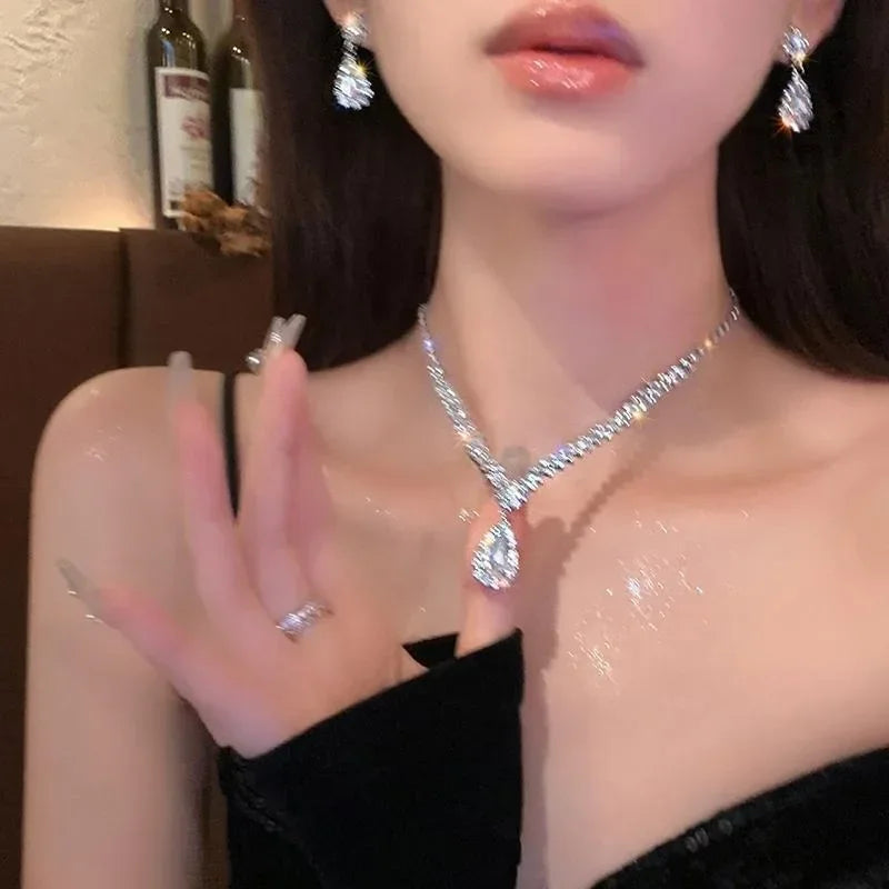 Full Zircon Sparkling Necklace for Women Water Droplet Tassel Necklace Fashion Choker Sweater Chain Sweater Accessories Necklace