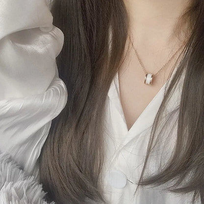 Classic S925 Sterling Silver Black and White Ceramic Necklace for Women Charm Fashion Luxury Jewelry Couple Party Gift