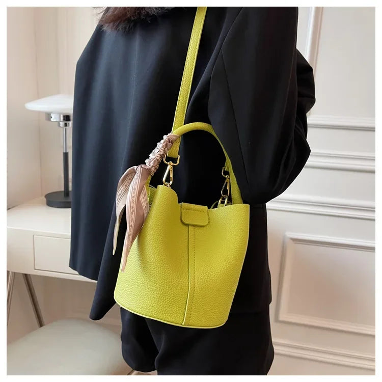 Fashion Women Crossbody Bags Autumn Winter Shoulder Bags Luxury Brand Design Bucket Bag Ladies PU Leather Portable Hand Bags