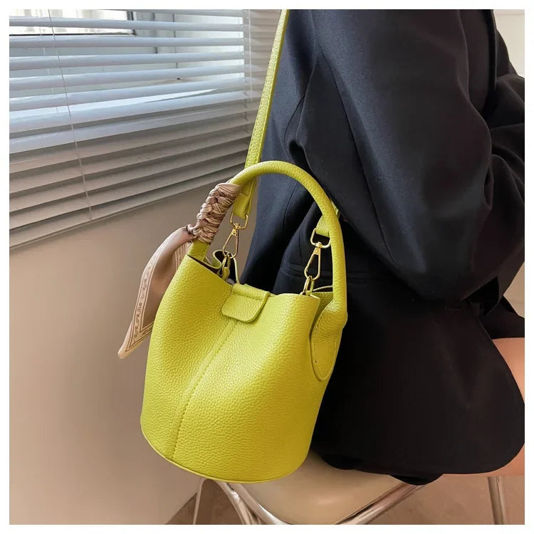 Fashion Women Crossbody Bags Autumn Winter Shoulder Bags Luxury Brand Design Bucket Bag Ladies PU Leather Portable Hand Bags