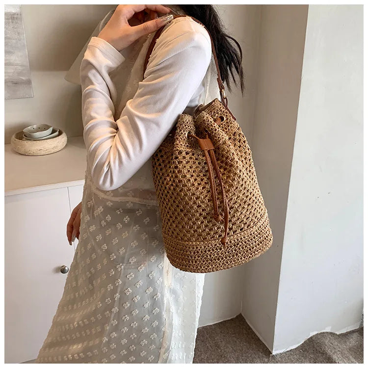 Weaving Bag Women 2024 New Fashion Bucket Bag Summer Niche Hundred Straw Beach Single Shoulder Crossbody Bag
