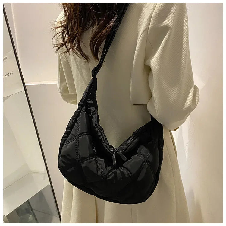 Embroidery Crossbody Bags for Women Large Capacity Handbags Shoulder Messenger Bag Female Popular Fashion Hobos Shopper Bag Sac