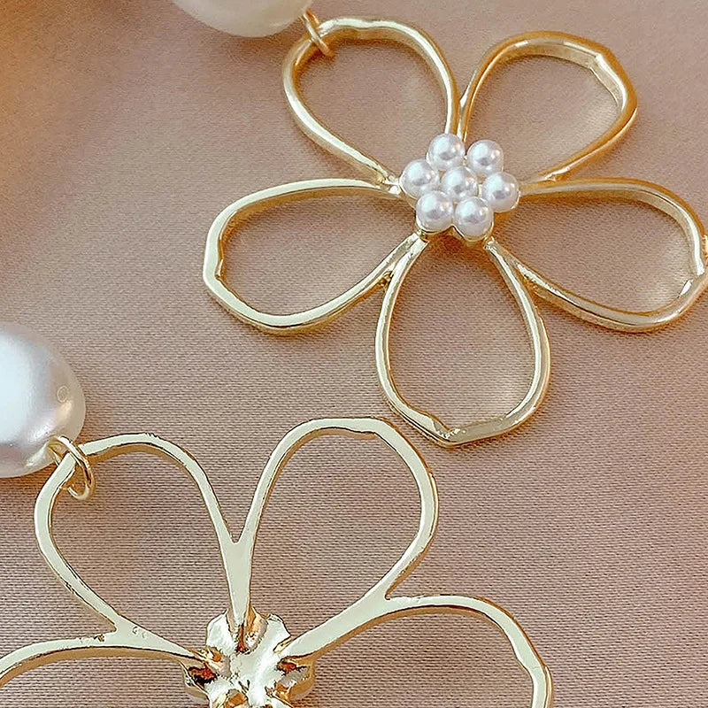 Simple Pearl Flower Earrings For Women Fashion High-End Metal Sense Temperament Earrings 2022 Trend