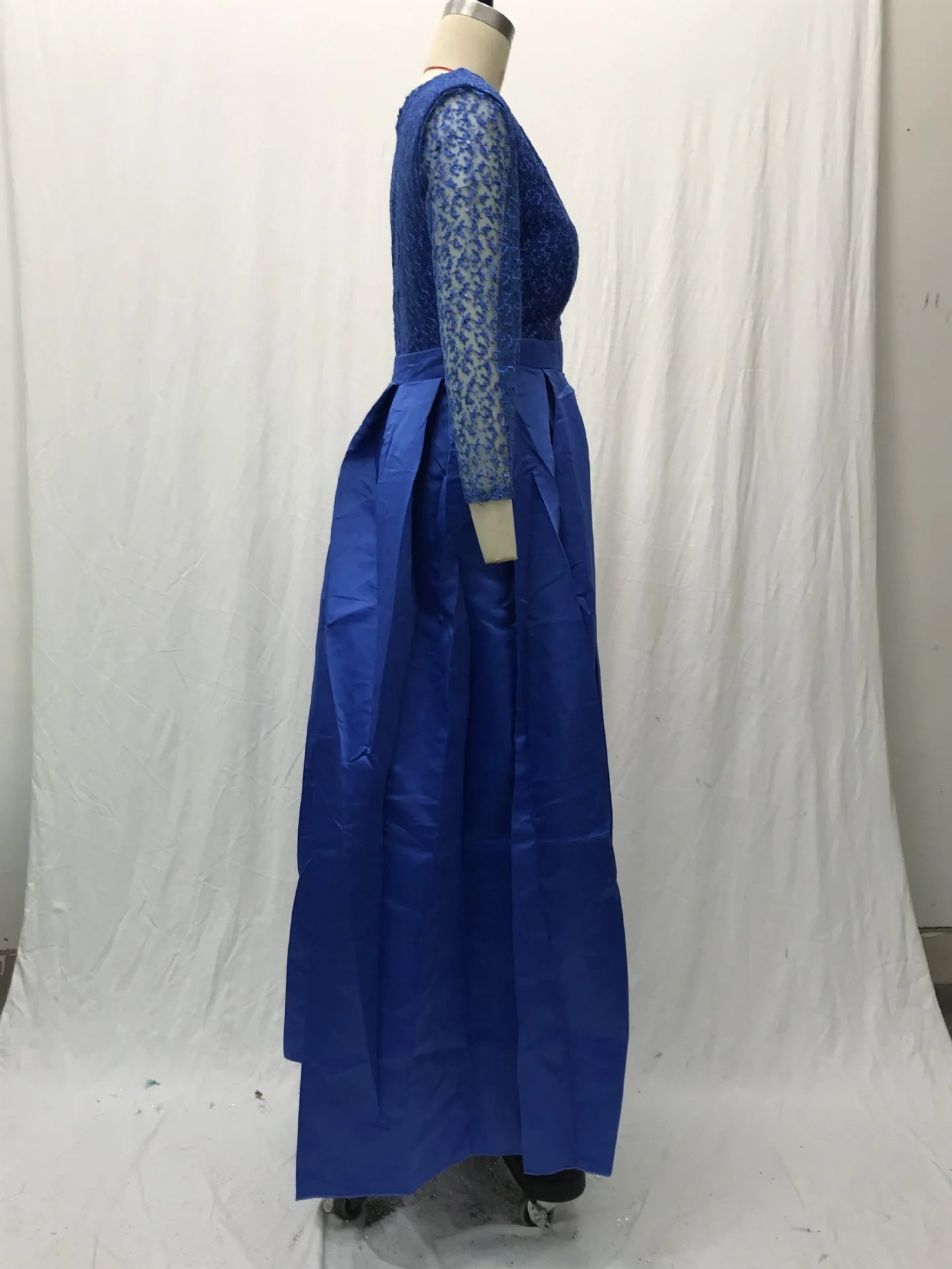 Women's Elegant Evening Party Dresses Luxury Fashionable Long Dresses Trailing Evening Dresses Solid Color Floor-Length Dresses