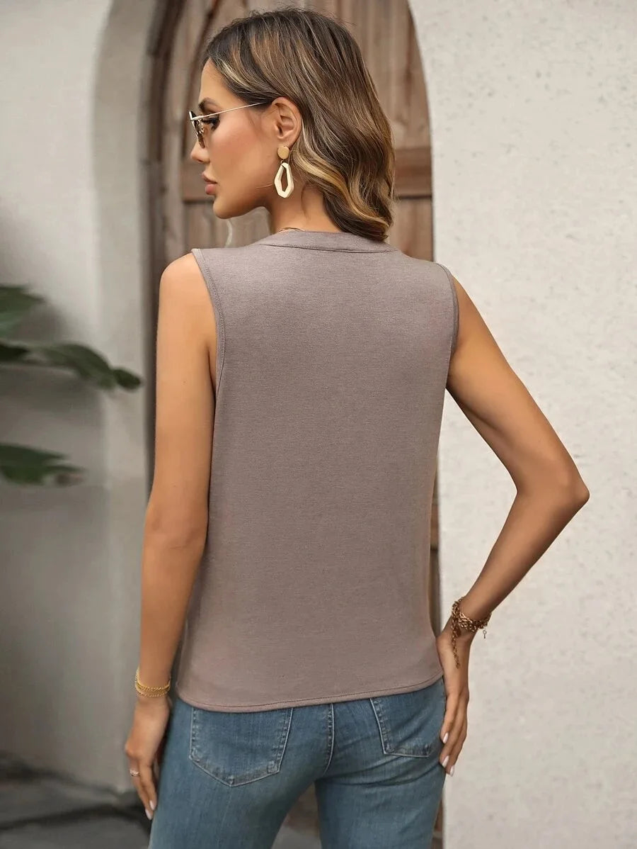 Women's Knitted Top Sleeveless T-shirt Summer New Fashion Style Elegant Pleated V-neck Tank Top Women's Top Tees Loewe Tank Top