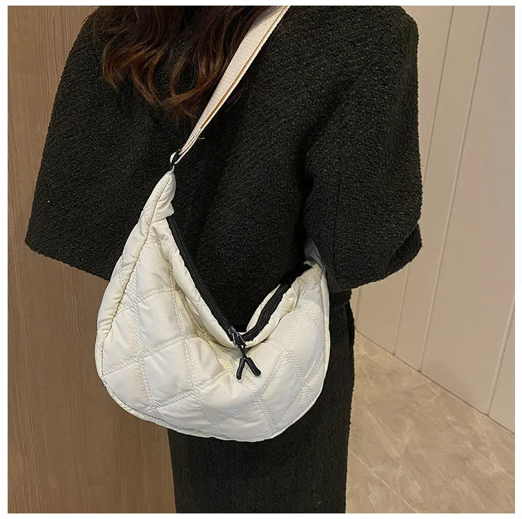 Embroidery Crossbody Bags for Women Large Capacity Handbags Shoulder Messenger Bag Female Popular Fashion Hobos Shopper Bag Sac