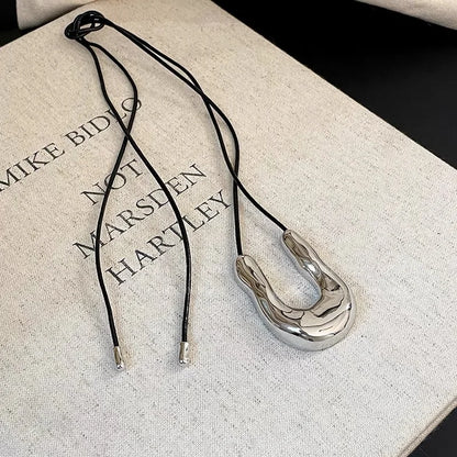 New U-shaped Metal Necklace for Women Long Rope Sweater Chain Accessories Black Rope chain Fashion Jewelry Gifts