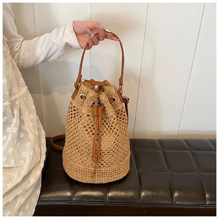 Weaving Bag Women 2024 New Fashion Bucket Bag Summer Niche Hundred Straw Beach Single Shoulder Crossbody Bag
