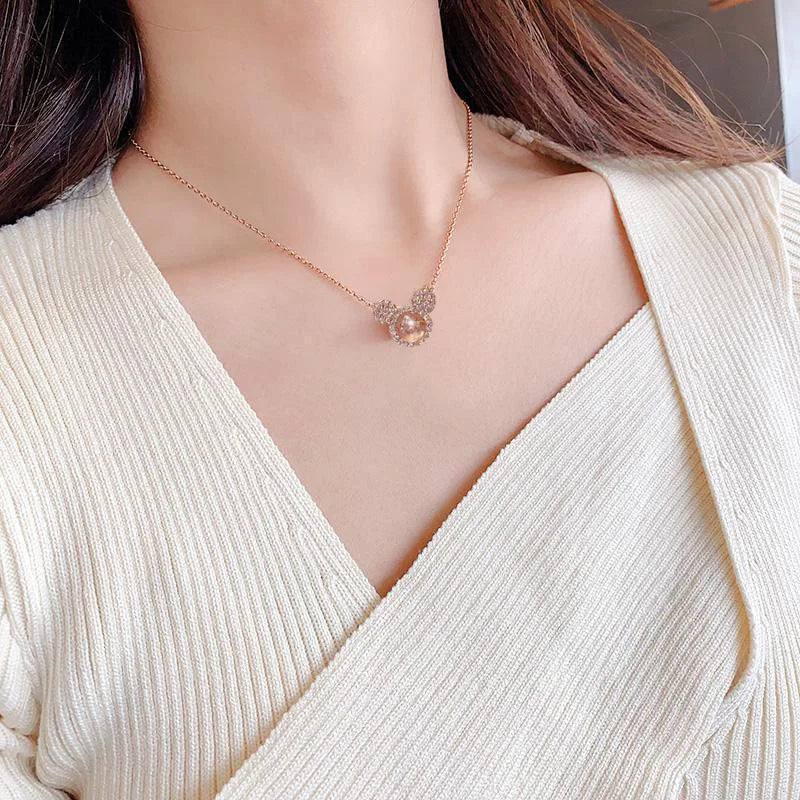 Cute Anime Necklaces For Women Crystal Bear Cartoon Pendant Necklace 2023 Luxury Clavicle Chain Fashion Korean Jewelry Wholesale