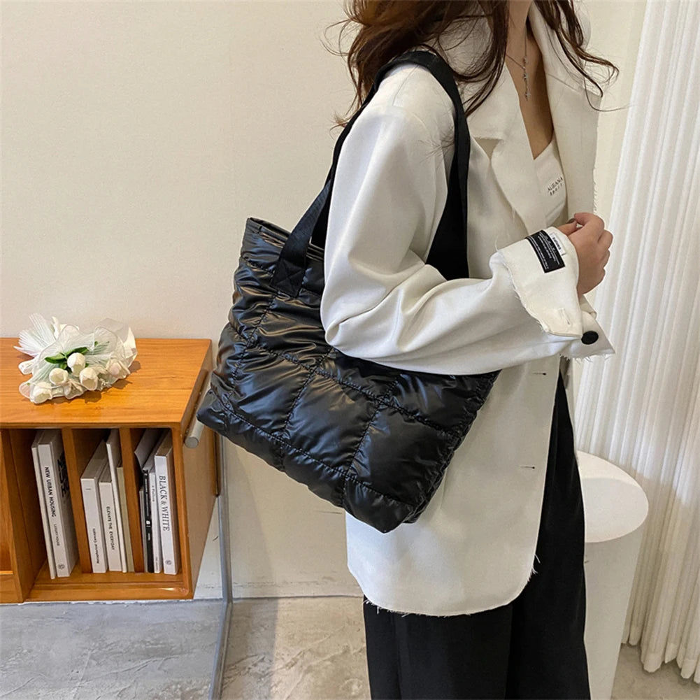 Fashion Tote Handbags for Women Black Large Capacity Soft Rhombus Bags Vinatge Quilted Shoulder Bag Purse for Travel Shopping