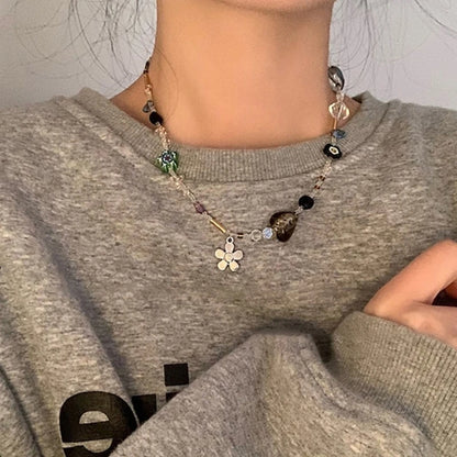 Beaded Clavicle Necklace Acrylic Flower Pendant Neckalces Elegant Accessory Women Neck Jewelry Suitable for Any Occasion