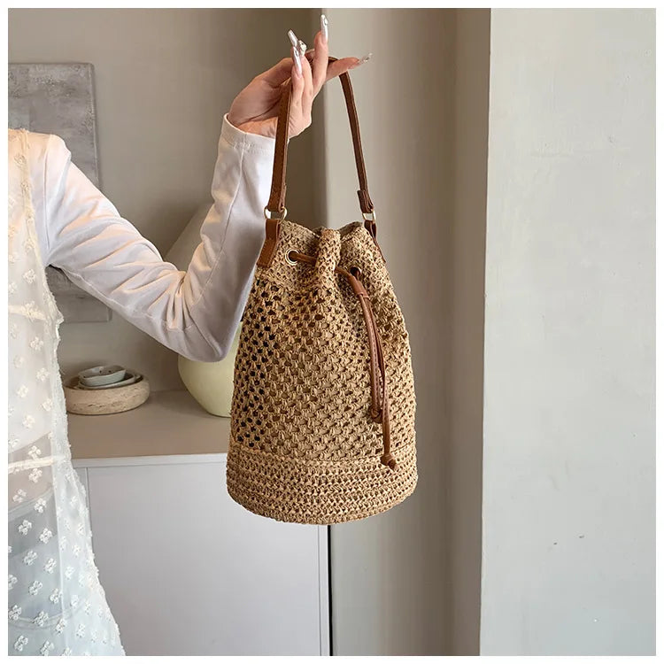 Weaving Bag Women 2024 New Fashion Bucket Bag Summer Niche Hundred Straw Beach Single Shoulder Crossbody Bag