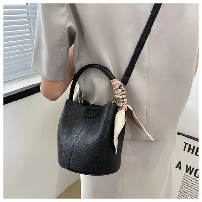 Fashion Women Crossbody Bags Autumn Winter Shoulder Bags Luxury Brand Design Bucket Bag Ladies PU Leather Portable Hand Bags