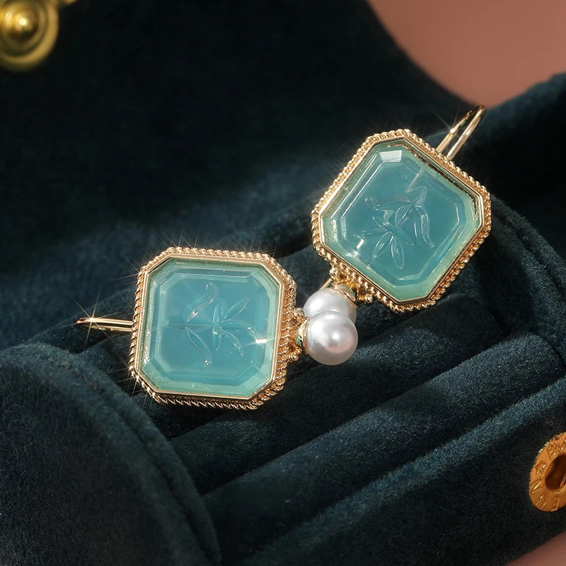 Intaglio Earrings, Blue Earrings, Vintage Jewelry, Imitation Pearl Earrings, Art Deco Earrings, Dainty Earrings, Gift for Mom