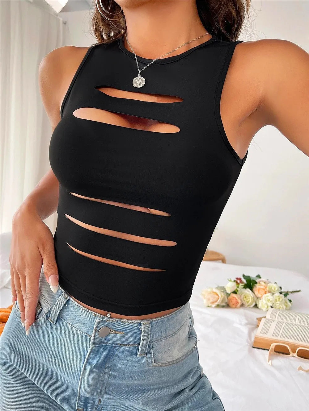 Sexy Crop Tops for Women Sleeveless Deep V Neck Workout Tops Plunge Blouse Cropped Tank Top