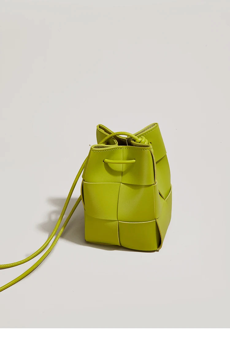 Weave Handbag Women Woven Bags Small Drawstring Bucket Shoulder Messenger Bags Luxury Famous Brand Designer Purse Female bag