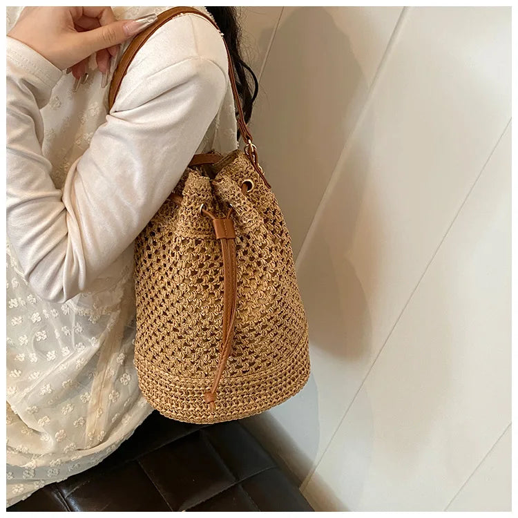 Weaving Bag Women 2024 New Fashion Bucket Bag Summer Niche Hundred Straw Beach Single Shoulder Crossbody Bag