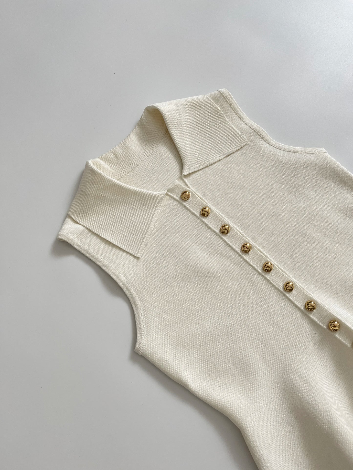 Women's clothing 2025 summer new product fashion European and American style short skirt style knitted vest top