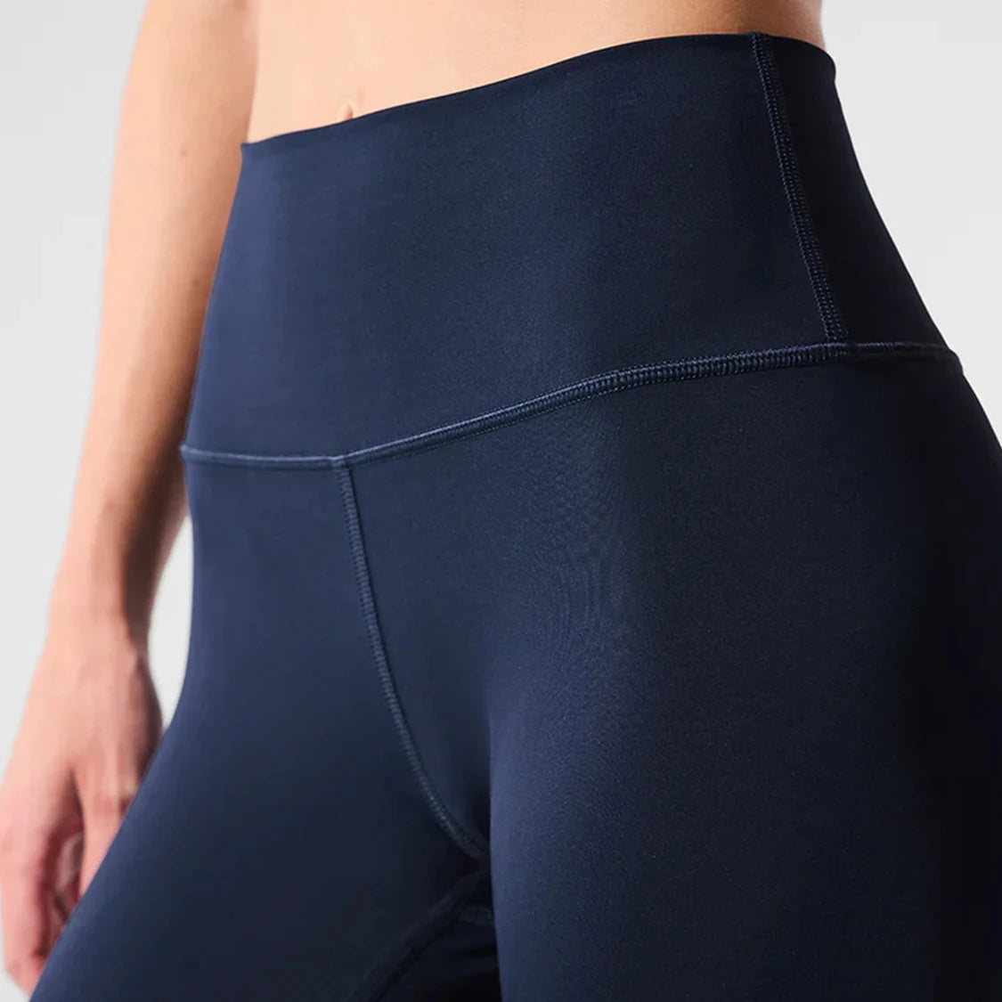 Fashionable women's yoga pants, fitness exercise cycling jogging pants