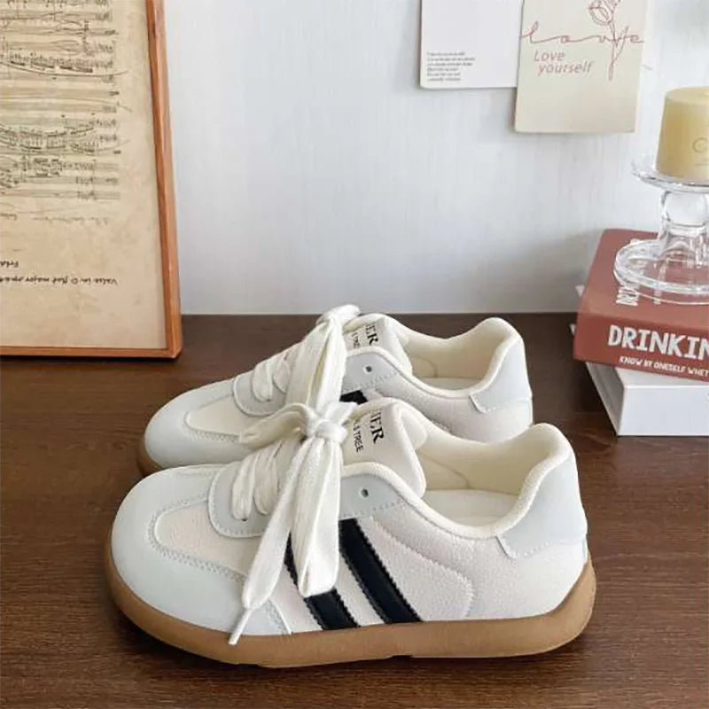 Women's Shoes Autumn New Fashion Trend Casual Shoes Wide Toe Soft Comfortable Flat Shoes Outdoor Casual Sports Shoes