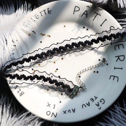 Black Choker Necklace For Women Elegant Lace Velvet Stretch Chain Gothic Flower Short Clavicle Neck Cord Aesthetic Jewelry Gift