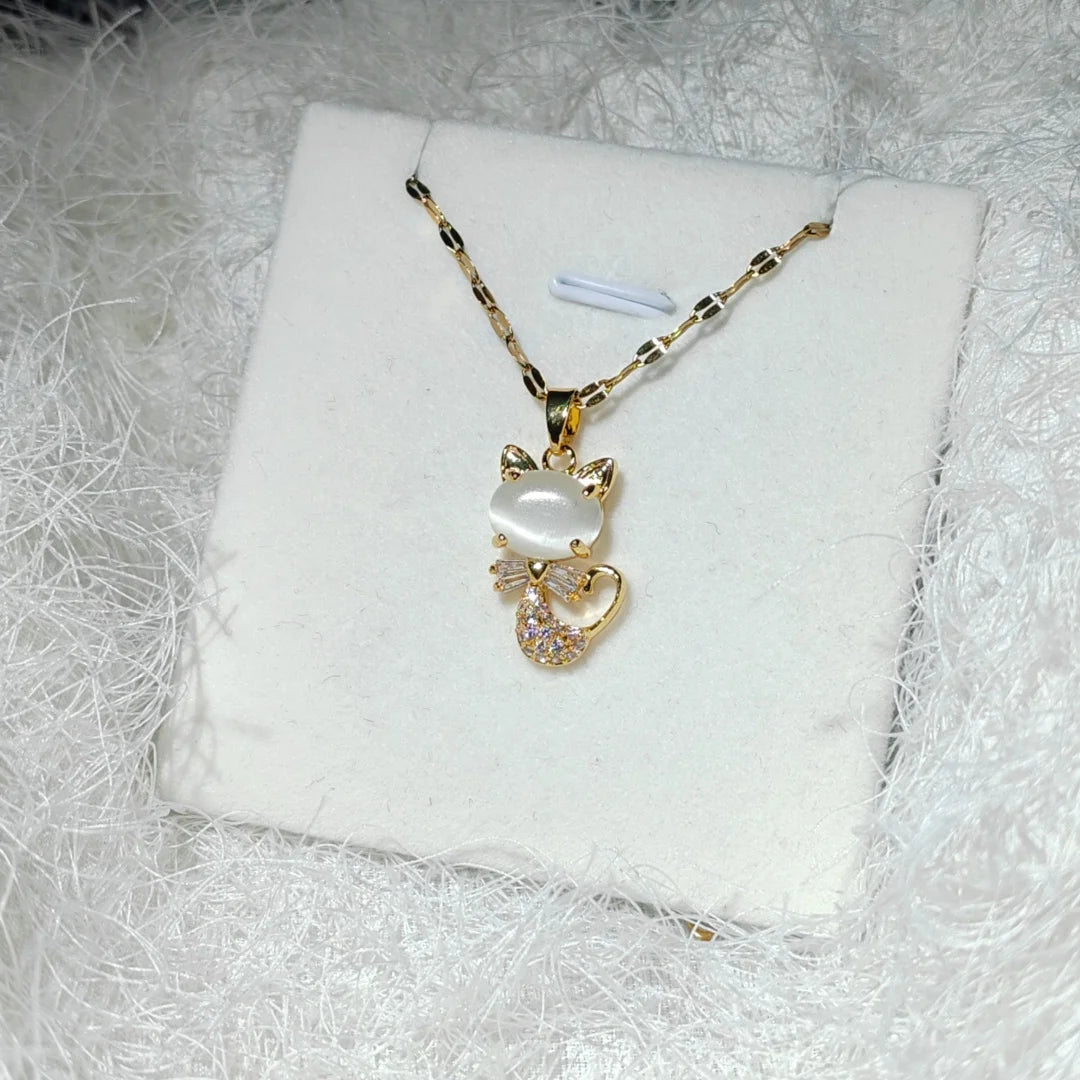 Trendy Animal Collarbone Necklaces for Women - Creative Cat Design with Stainless Steel Chain